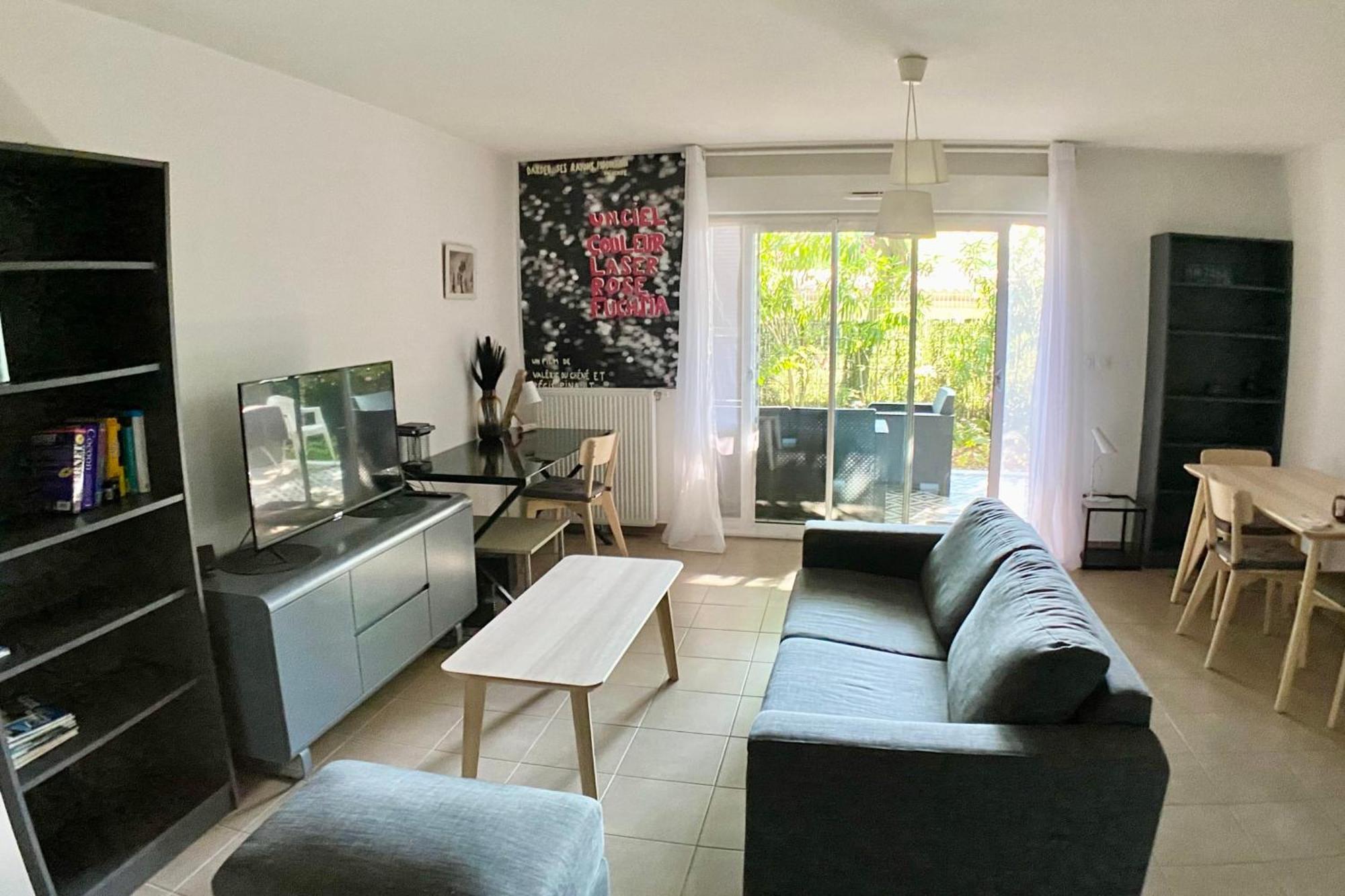 T2 Florescence Proche Montpellier Parking Castelnau-le-Lez Exteriör bild